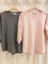 Lade das Bild in den Galerie-Viewer, FRZUBASIC 114 Pullover , Fransa