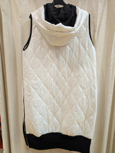 Lade das Bild in den Galerie-Viewer, Gesteppte Longweste, Aqua & Limone , Made in Italy