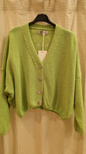 Lade das Bild in den Galerie-Viewer, Kurze Strickjacke
