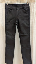 Lade das Bild in den Galerie-Viewer, Hose York Coating Lederimitat , Street One
