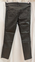 Lade das Bild in den Galerie-Viewer, Hose York Coating Lederimitat , Street One
