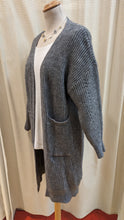 Lade das Bild in den Galerie-Viewer, Strickjacke, Made in Italy
