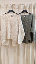 Lade das Bild in den Galerie-Viewer, Pullover Bouclestrick , Selectet Touch, Made in Italy

