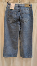 Lade das Bild in den Galerie-Viewer, Wide Leg Jeans , Street One
