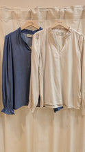 Lade das Bild in den Galerie-Viewer, Bluse , Fransa
