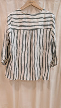 Lade das Bild in den Galerie-Viewer, Bluse FRARIANA BL 6 ,Fransa
