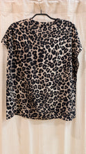 Lade das Bild in den Galerie-Viewer, Bluse Kurzarm mit Leoprint , Street One
