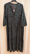 Lade das Bild in den Galerie-Viewer, Langes Kleid mit 3/4 Arm , Street One
