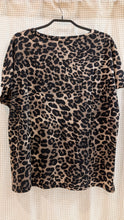 Lade das Bild in den Galerie-Viewer, Shirt mit Leo- Muster,Style New Christa , Street One
