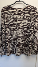 Lade das Bild in den Galerie-Viewer, QR Splitneckbluse, Street One
