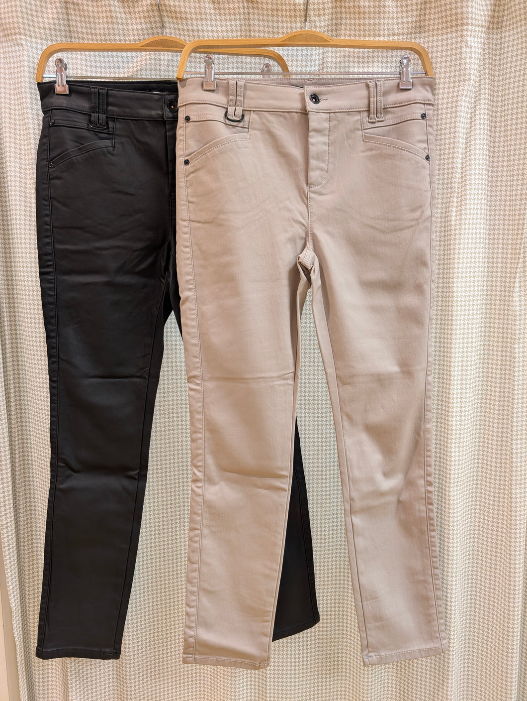 Slim Fit Coated Hose Style York , Street One