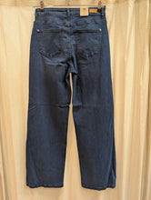Lade das Bild in den Galerie-Viewer, Wide Leg Jeans ,Style Hanna ,Fransa

