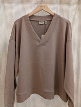 Lade das Bild in den Galerie-Viewer, Pullover FRAURORA PU18 ,Fransa
