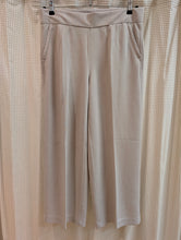 Lade das Bild in den Galerie-Viewer, Culotte Hose in 7/8 Länge , Street One
