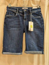 Lade das Bild in den Galerie-Viewer, Jeans Bermuda Style Jane , Street One
