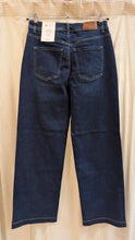 Lade das Bild in den Galerie-Viewer, Wide Leg Jeans Style Emee , Street One
