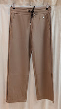 Lade das Bild in den Galerie-Viewer, Wide-Leg Silk Hose, Joy of Life
