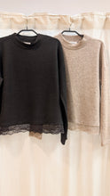 Lade das Bild in den Galerie-Viewer, Pullover mit Spitze , Street One
