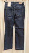 Lade das Bild in den Galerie-Viewer, High Waist Bootcut Jeans , Street One
