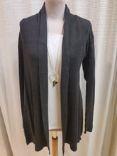 Lade das Bild in den Galerie-Viewer, Schalkragenstrickjacke,Fransa Dänemark
