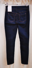 Lade das Bild in den Galerie-Viewer, Jeans &quot;York&quot; , Street One
