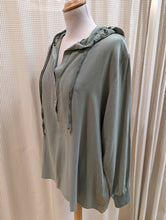 Lade das Bild in den Galerie-Viewer, Bluse, Selectet Touch
