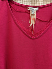 Lade das Bild in den Galerie-Viewer, V neck shirt w.lace, Street One
